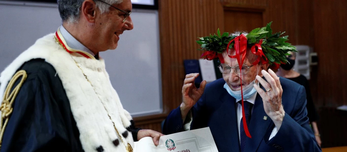 Ιταλία: Κάλλιο αργά παρά ποτέ - Πήρε πτυχίο στα... 96 του (φώτο)